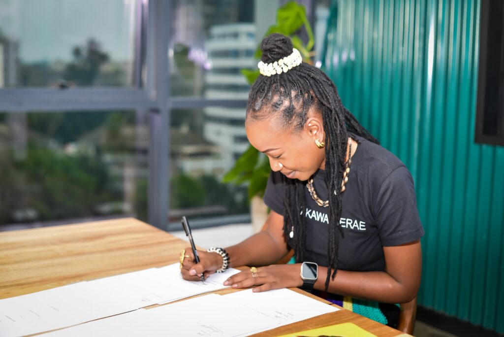 Kenyan Afro-Indie singer Njerae signs with UMG EA